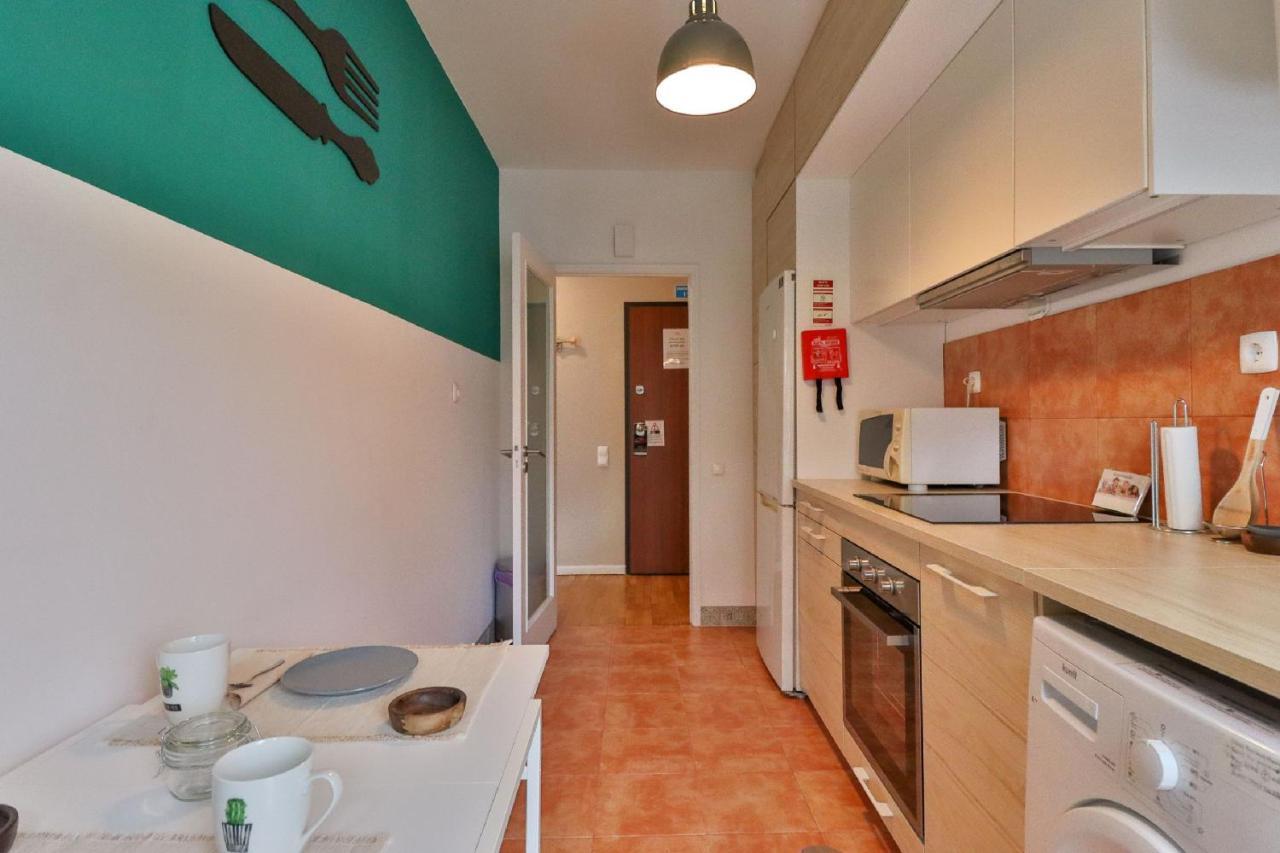 Zefiro II Apartment Порто Екстериор снимка